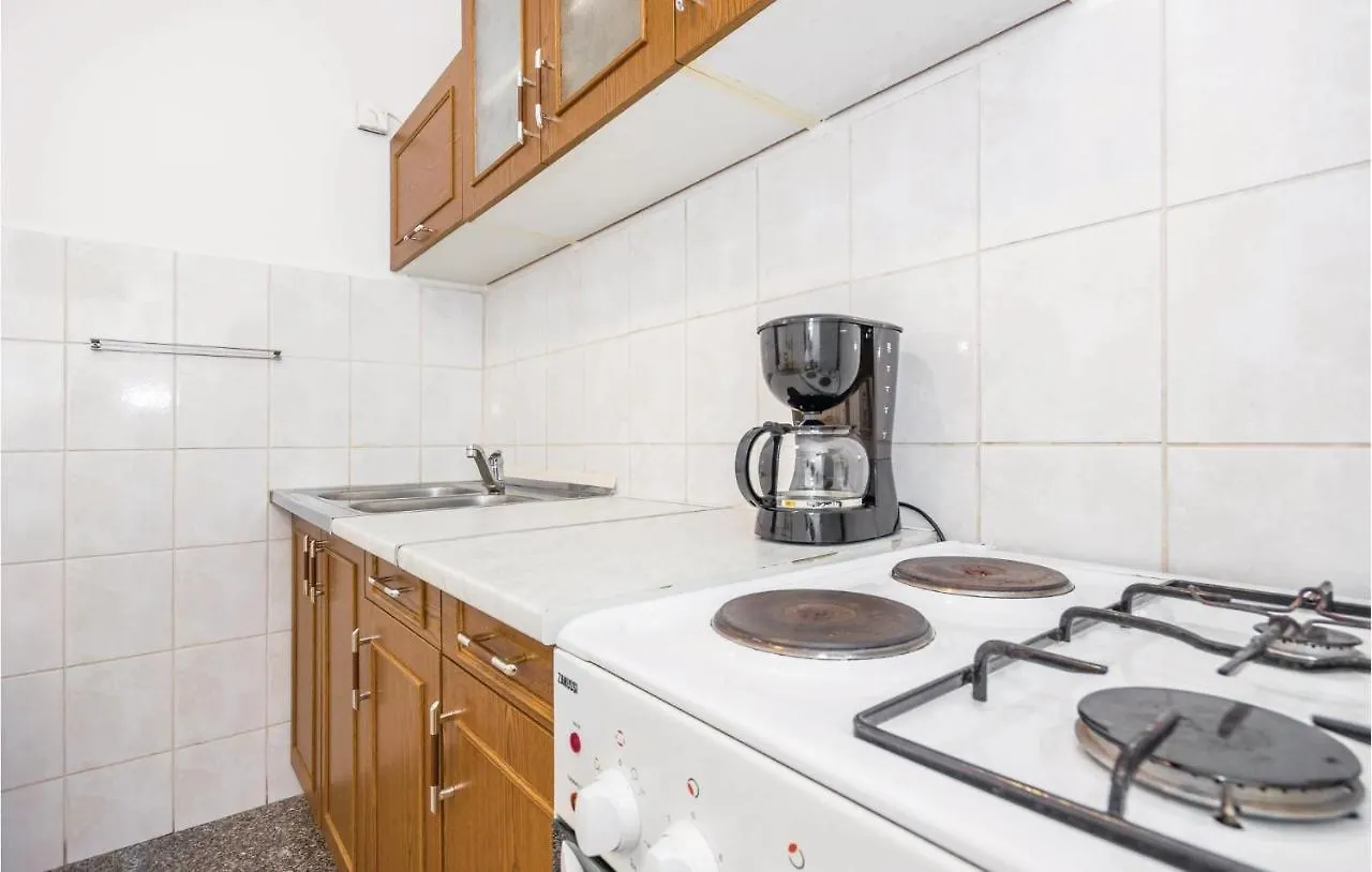 Amazing Apartment In Matulji With 3 Bedrooms And Wifi